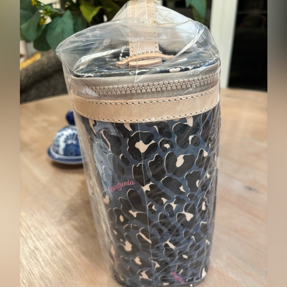 Consuela Danni Slim Train Case - Picture 2 of 7